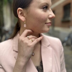 Oorstekers 'Peacock' rozekwarts